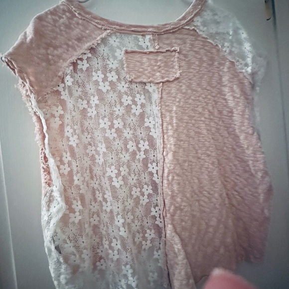 POL Pink and White Floral Lace Top - Picture 3 of 3